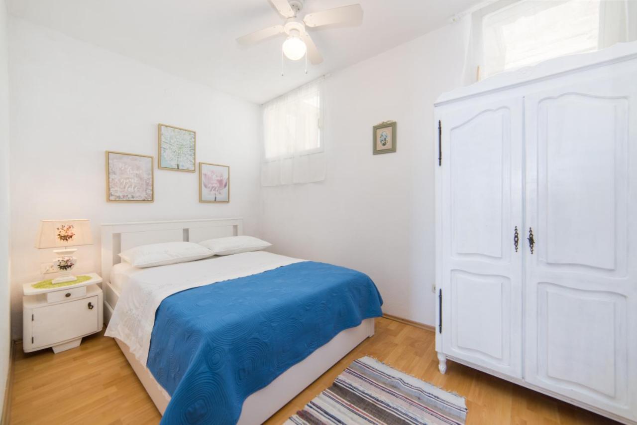 Apartmani Kala Podgora Eksteriør billede