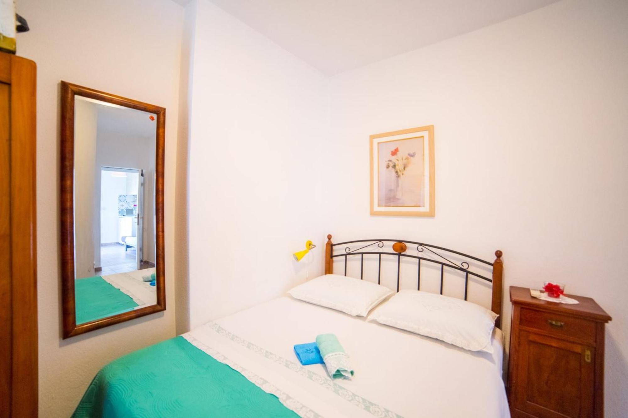 Apartmani Kala Podgora Værelse billede